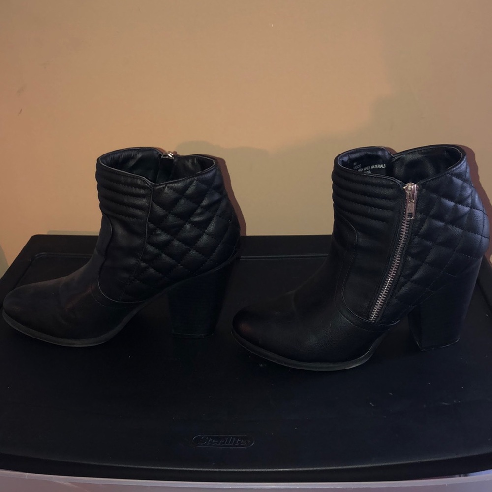 Booties sz 9